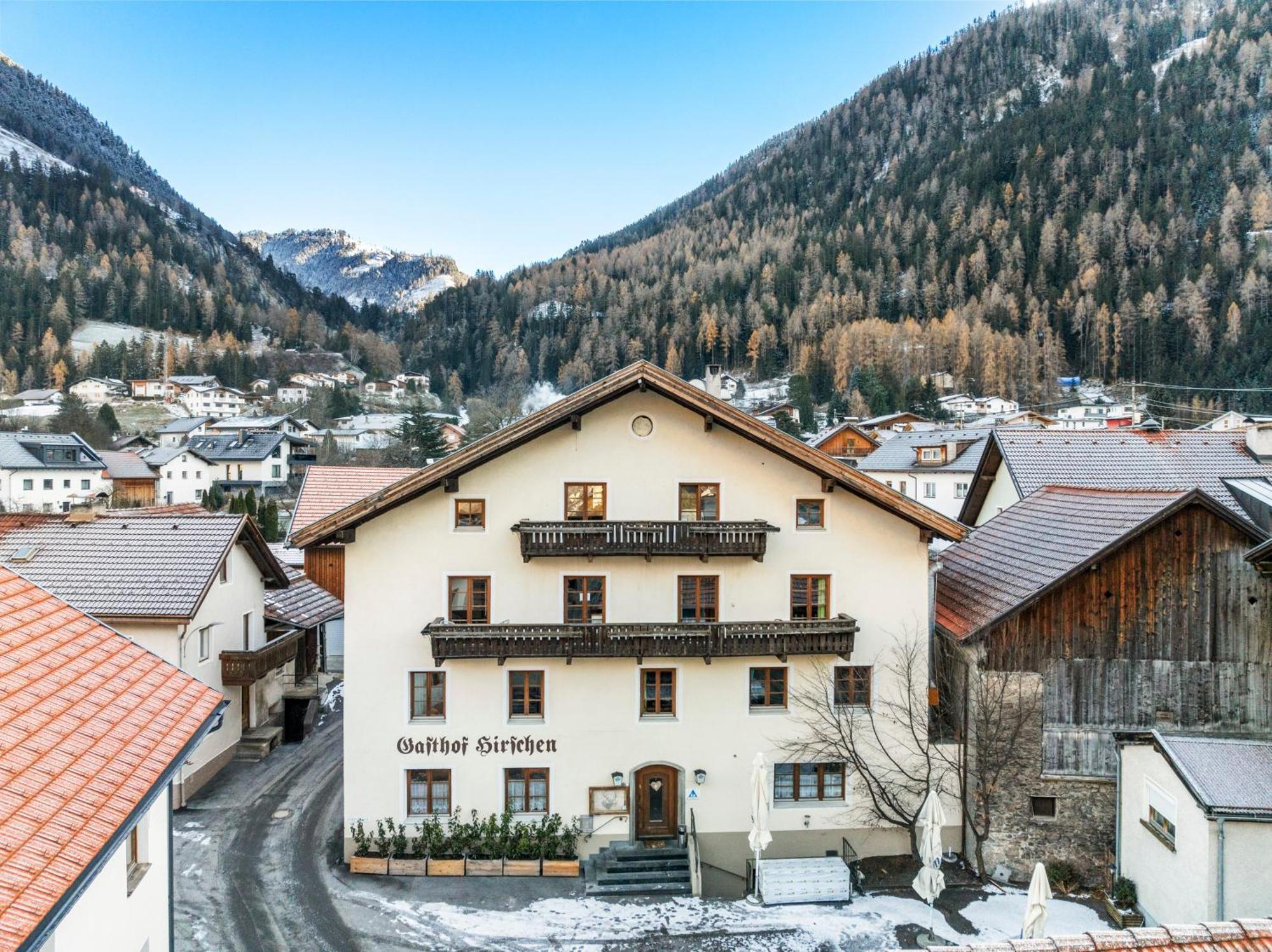 Gasthof Hirschen Pfunds Esterno foto